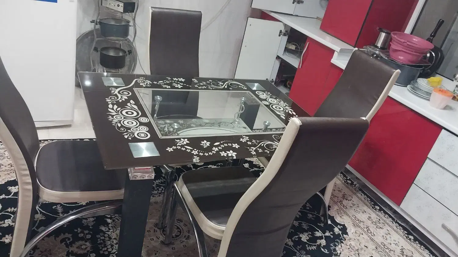 میز نهار خوری شیشه ای درحد نو|میز و صندلی غذاخوری|تویسرکان, |دیوار