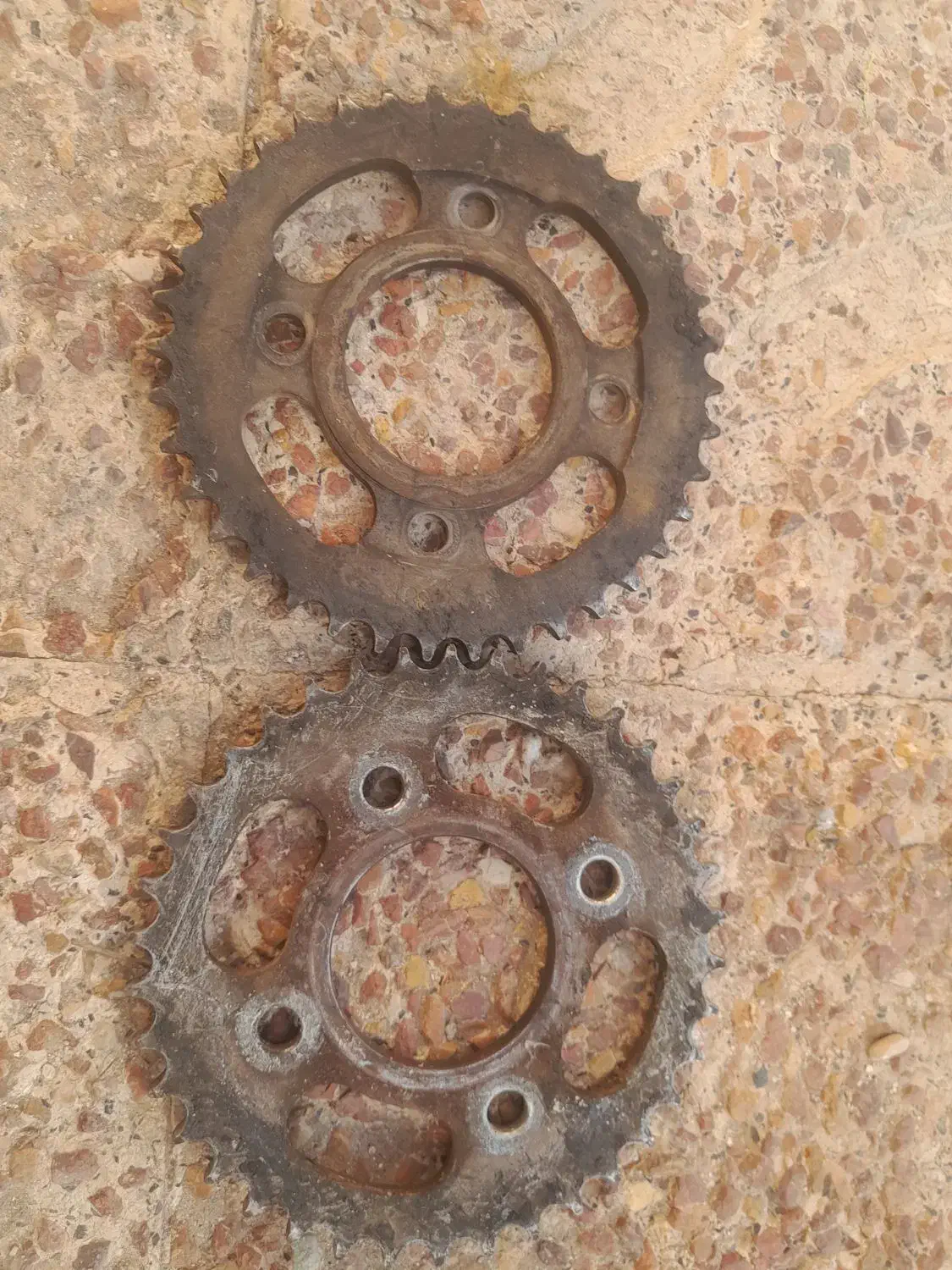 صفحه زنجیر ۳۸ هرکی پسندش شد بیاد پیوی|قطعات یدکی و لوازم جانبی|طبس, |دیوار