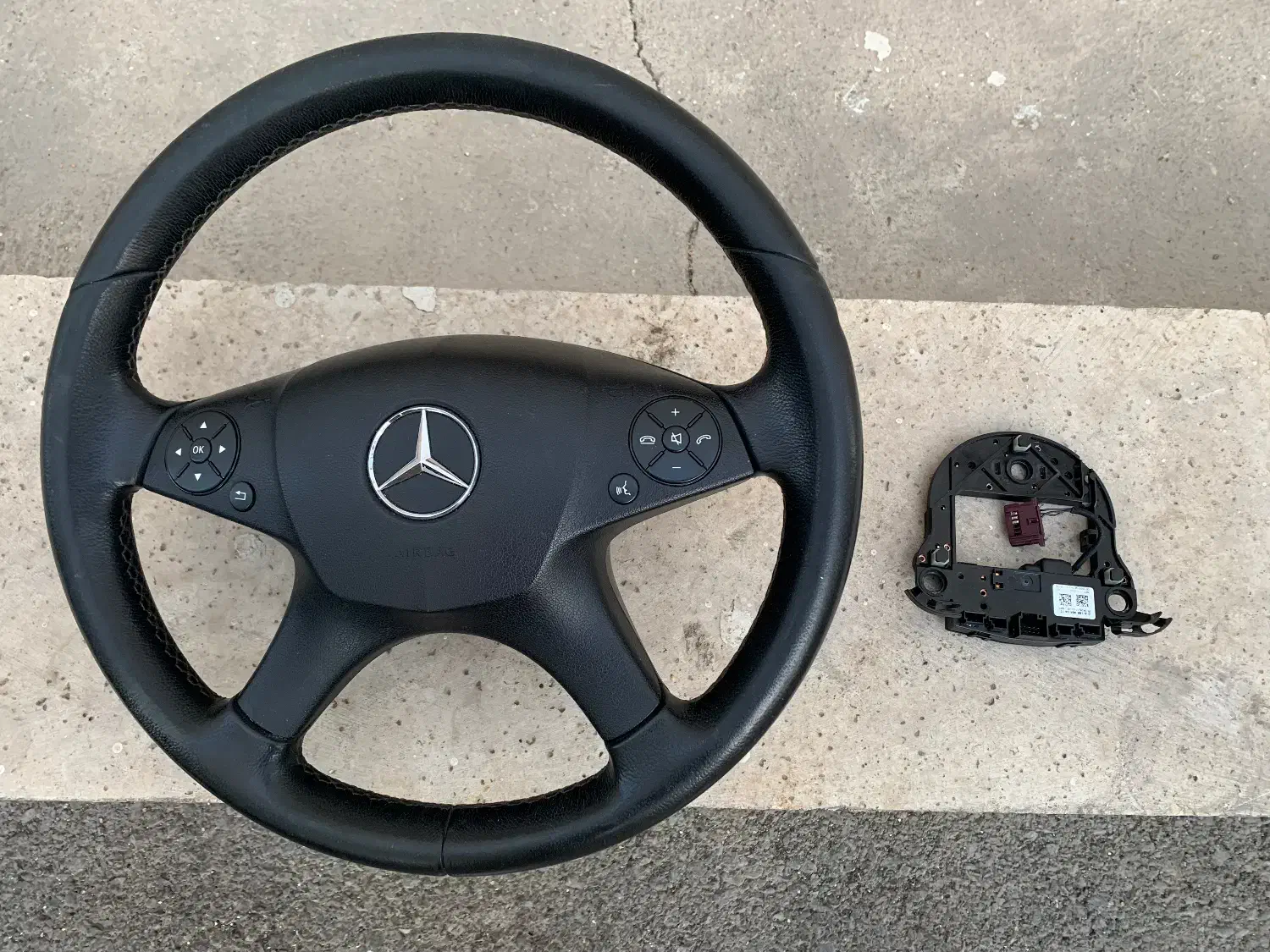 فرمان بنز|قطعات یدکی و لوازم جانبی|تهران, زیبادشت|دیوار