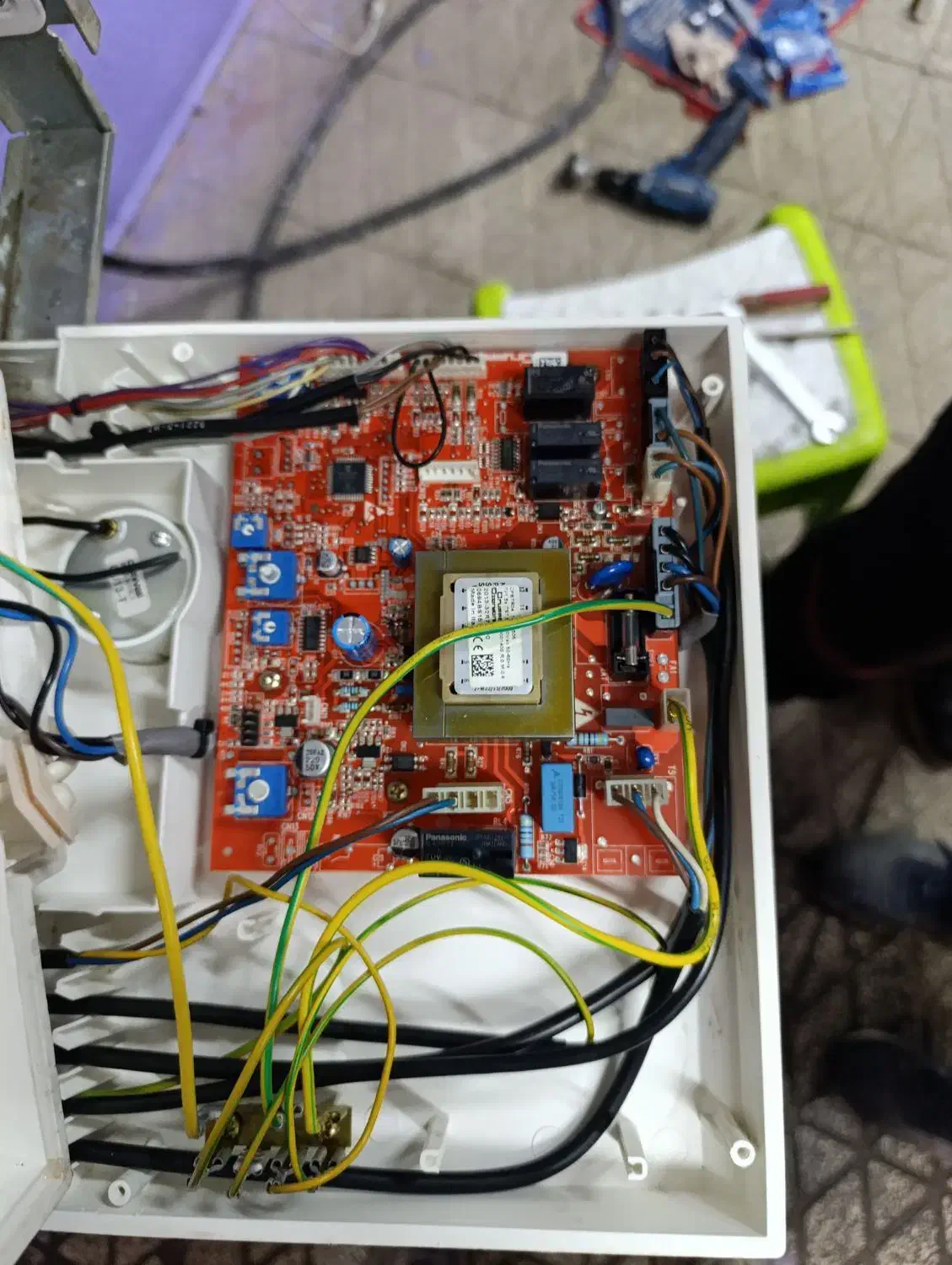 تعمیر و سرویس پکیج و نصب تعمیر شیر الات و پمپ اب|خدمات پیشه و مهارت|تهران, جیحون|دیوار