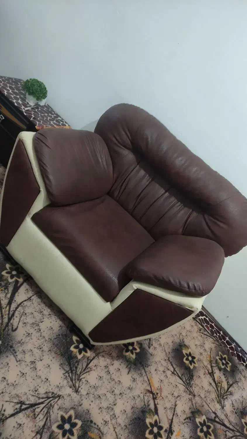 مبل ۷ نفره راحتی|مبلمان خانگی و میز عسلی|سبزوار, جوادیه غربی|دیوار