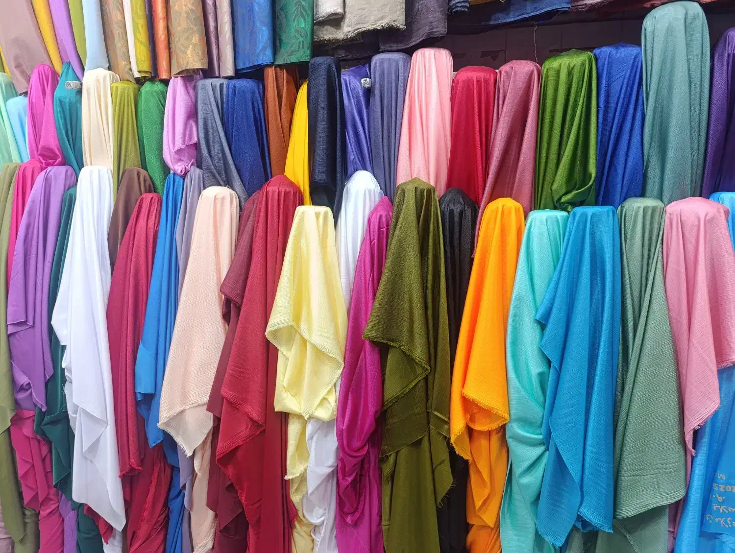 فروش مغازه پارچه فروشی خیابان قدس|فروش مغازه و غرفه|سراوان, |دیوار