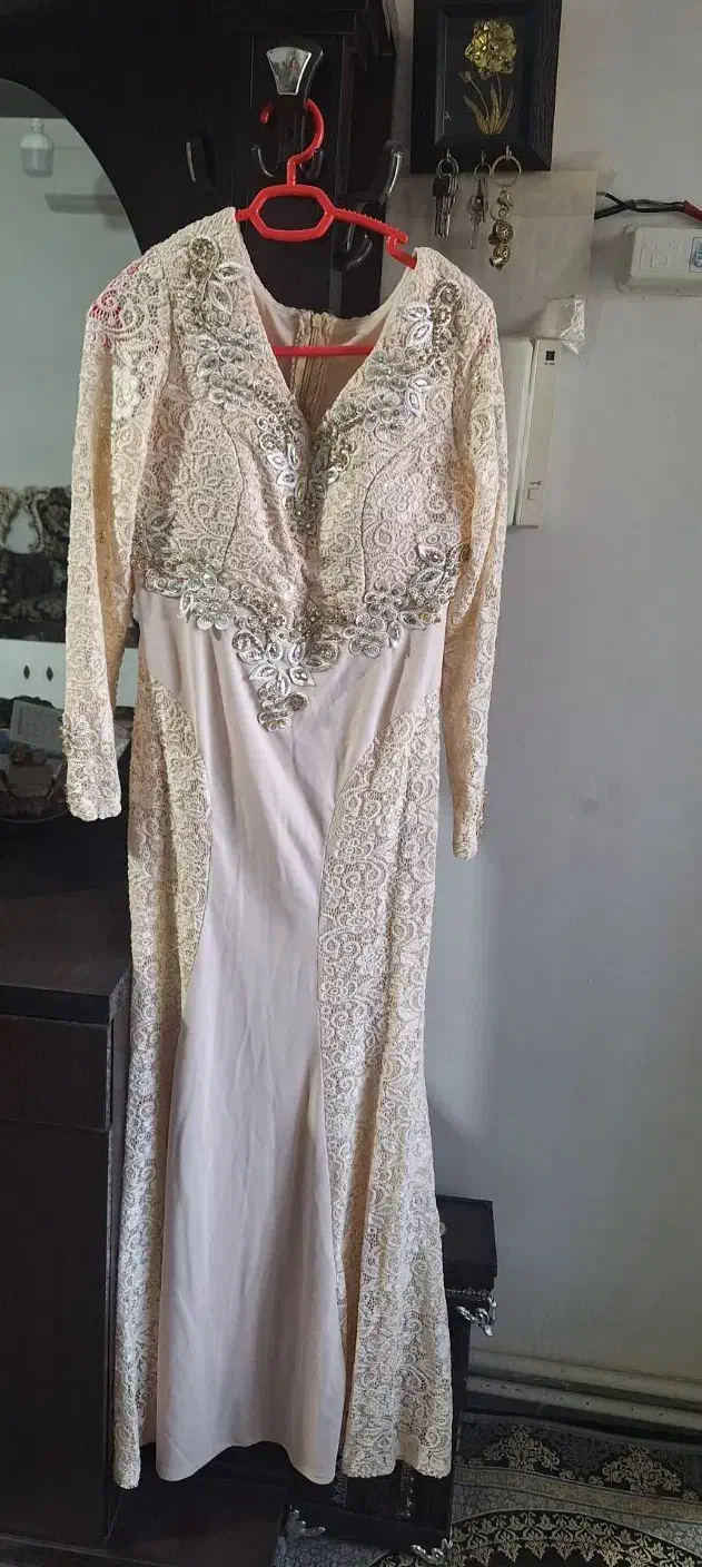 لباس مجلسی|لباس|نظرآباد, نظرآباد|دیوار