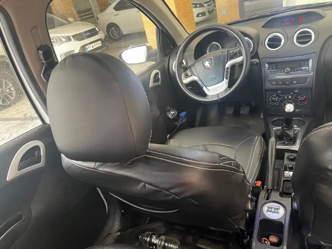 رانا پلاس ۱۴۰۰ بی رنگ|خودرو سواری و وانت|رشت, معلم|دیوار