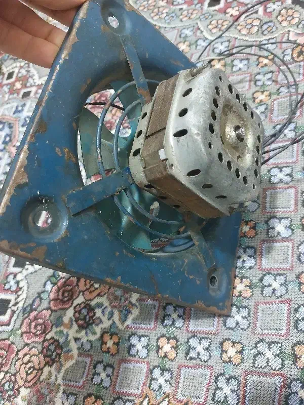 هواکش کوچک ۲۰×۲۰|پنکه و تصفیه‌کنندهٔ هوا|بروجرد, |دیوار