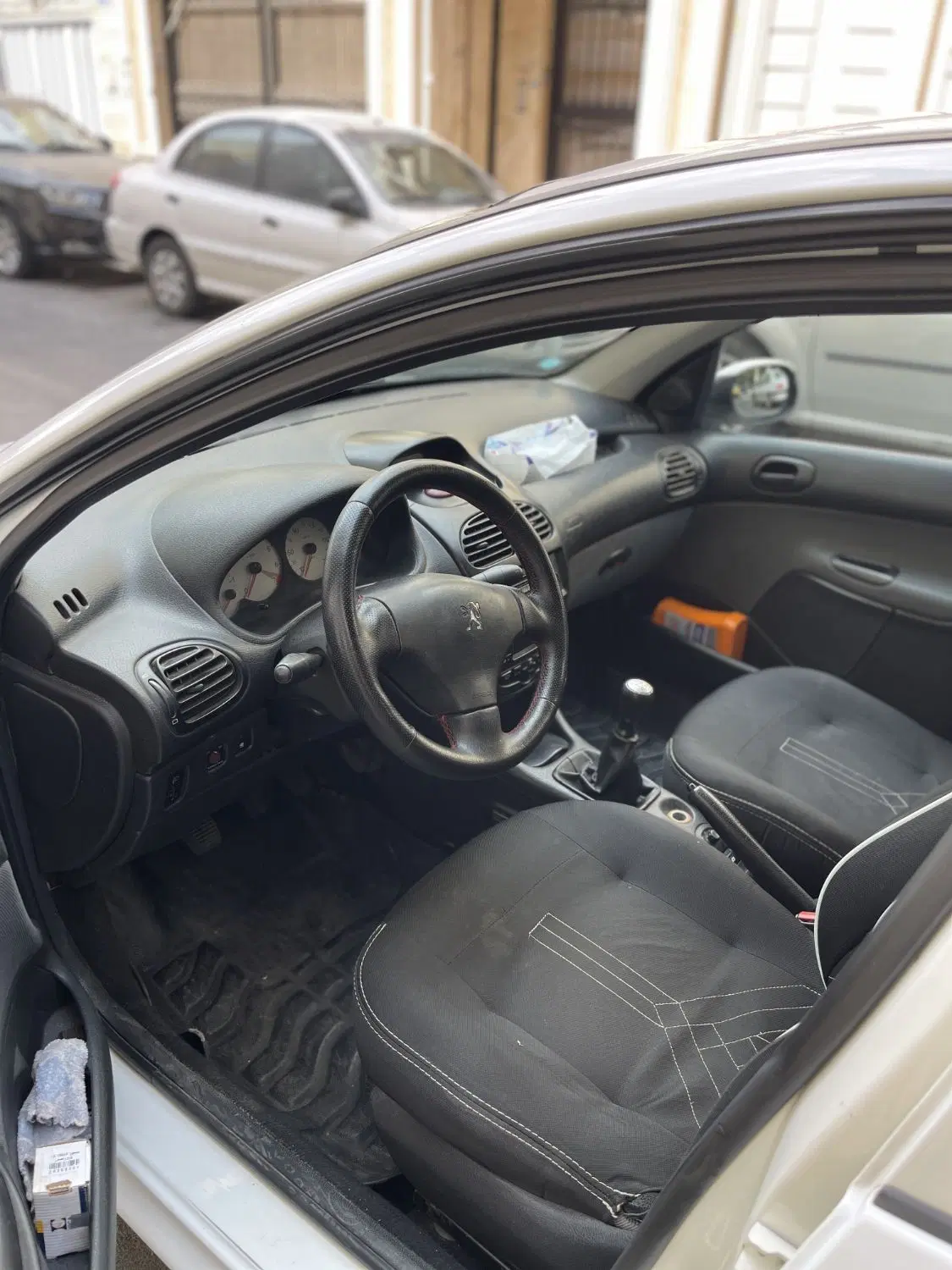 206 sd مدل 95 V8|خودرو سواری و وانت|تهران, مینای جنوبی|دیوار