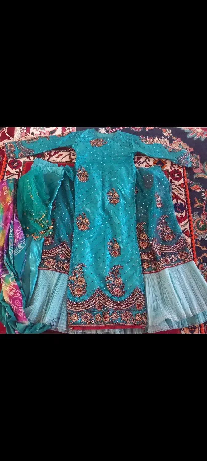 فروش یا کرایه لباس محلی|لباس|اقلید, |دیوار