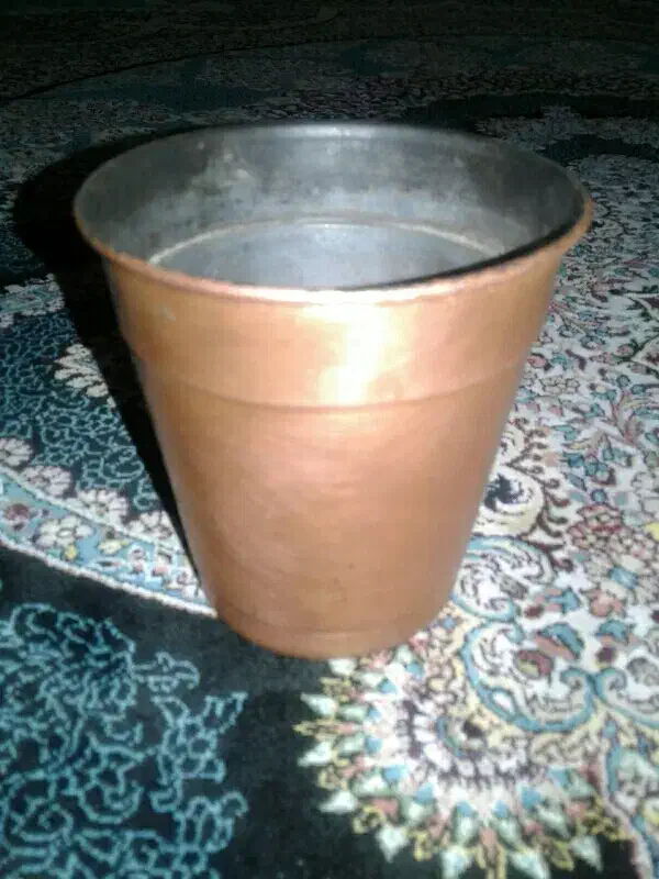 لیوان مسی قدیمی|کلکسیون اشیاء عتیقه|تهران, مینای جنوبی|دیوار