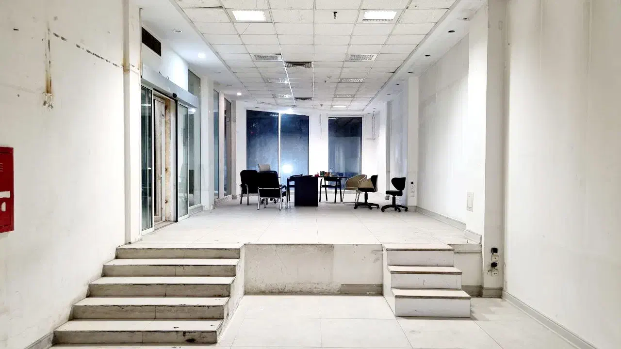 * ۲۲۵ متر + ۵۰ متر بر ملاصدرا *|اجارهٔ مغازه و غرفه|تهران, ونک|دیوار