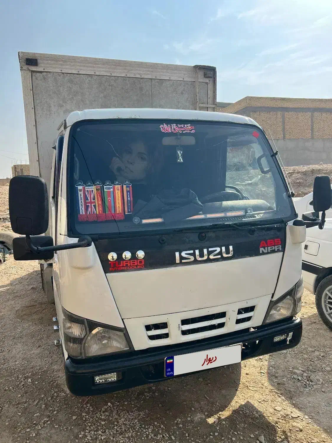 ایسوزو 5200 مدل 1389 تمام فابریک|خودرو سنگین|کازرون, |دیوار