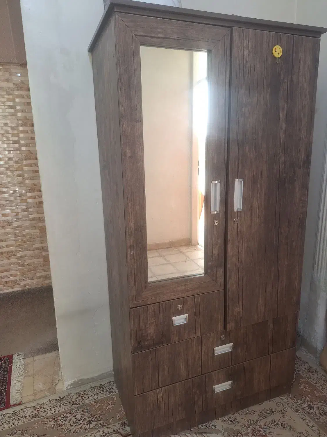 کمد لباسی|جاکفشی، کمد، دراور|شیراز, شهدای شهرک سعدی|دیوار