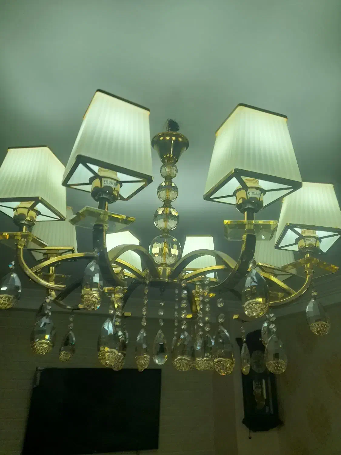 لوستر ۸شاخه تمیز شیک|لوستر و چراغ آویز|گرگان, |دیوار