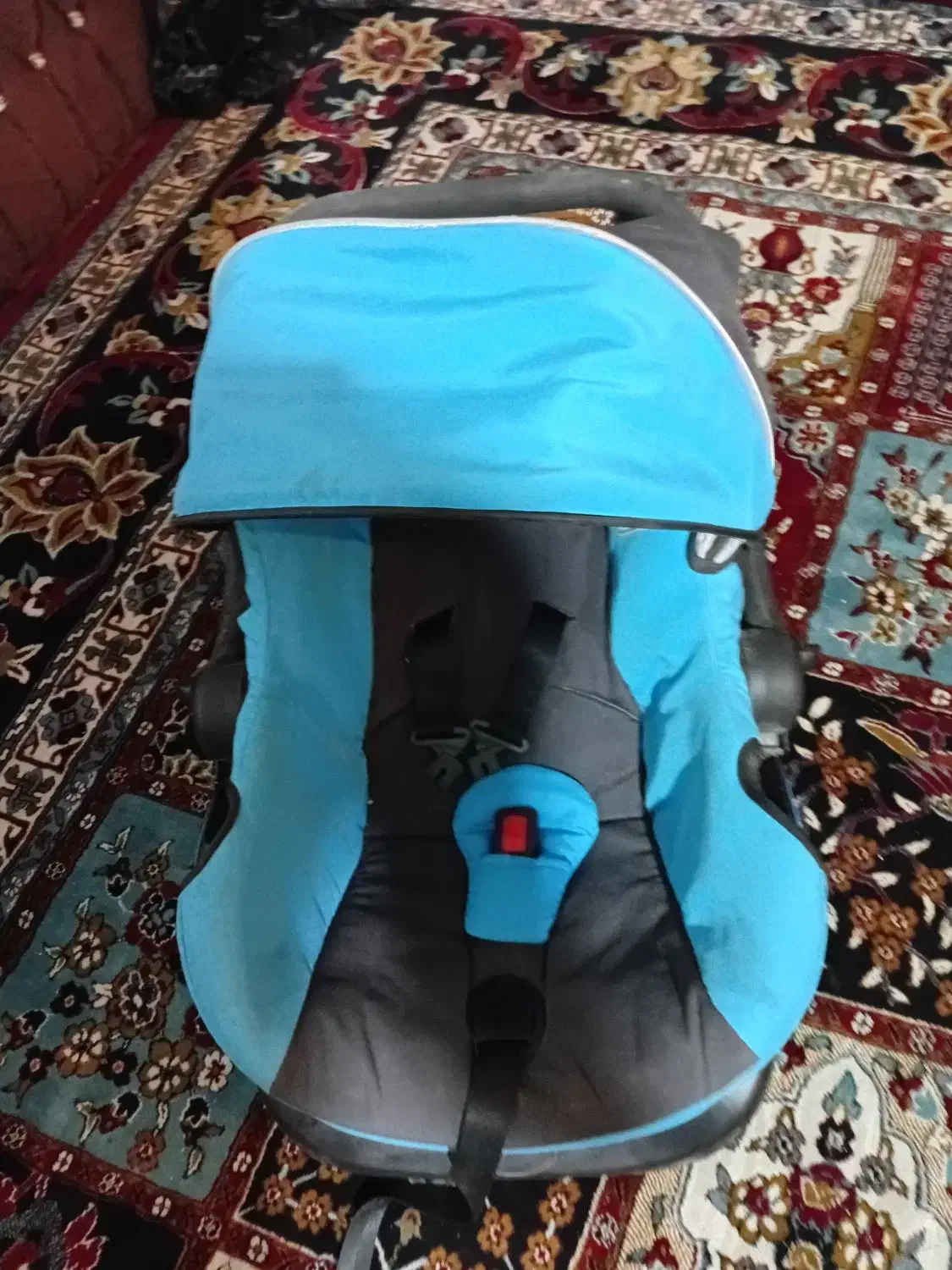 یک عدد کریر در حد نو|کالسکه و لوازم جانبی|شاهینشهر, شهرک گلدیس|دیوار