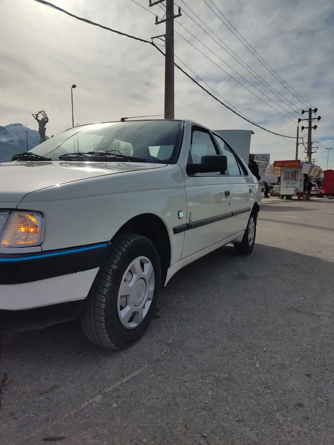 اردی بدون رنگ در حد صفر|خودرو سواری و وانت|بانه, |دیوار