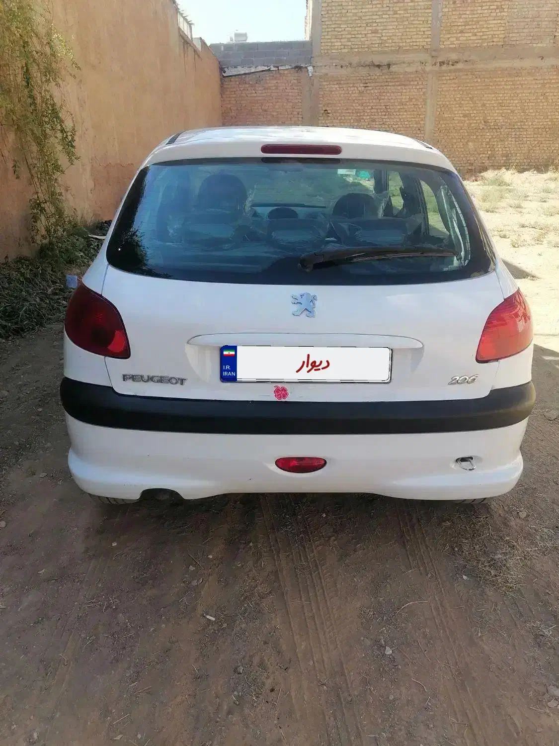 پژو206|خودرو سواری و وانت|شیراز, جوادیه|دیوار