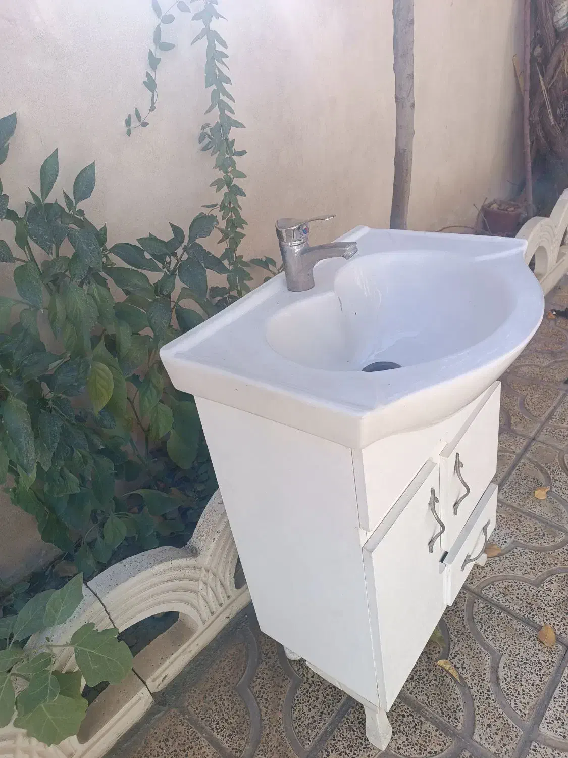 روشویی کابینتی با شیر|لوازم سرویس بهداشتی|دورود, |دیوار