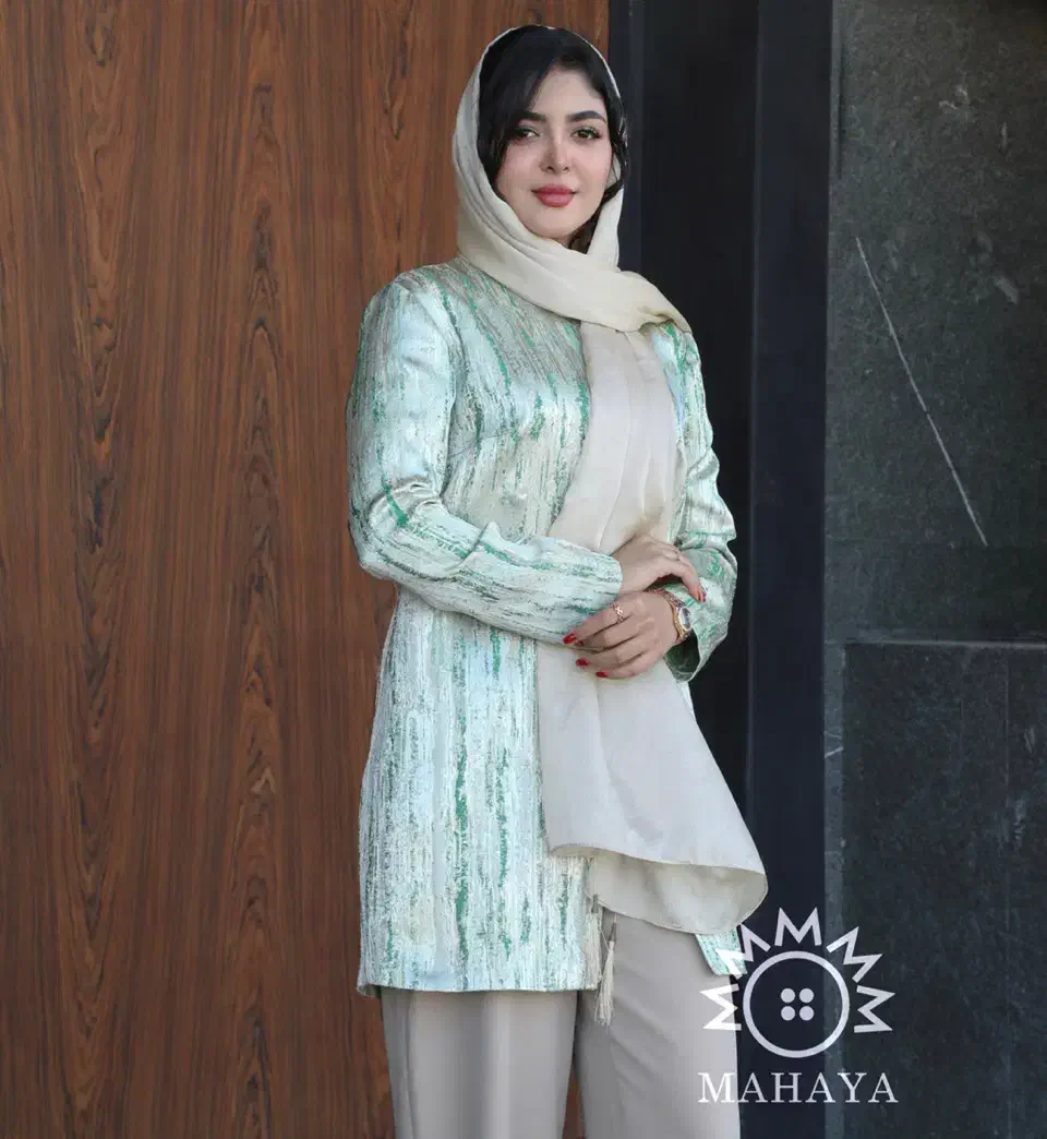 حراج مانتوهای ژاکارد دوخت مزون فقط ۱میلیون|لباس|کاشان, جمال آباد|دیوار