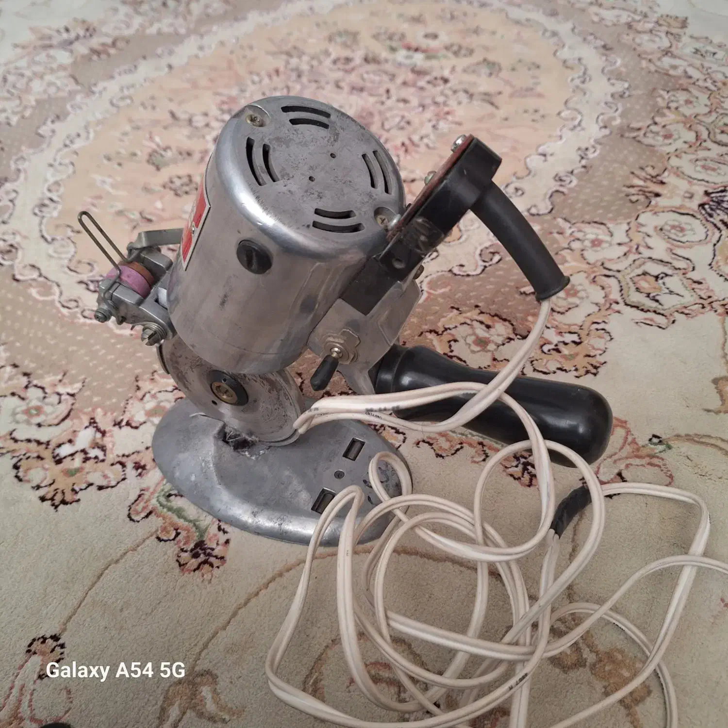 قیچی برش برقی|لوازم خیاطی و بافتنی|مشهد, گاز|دیوار