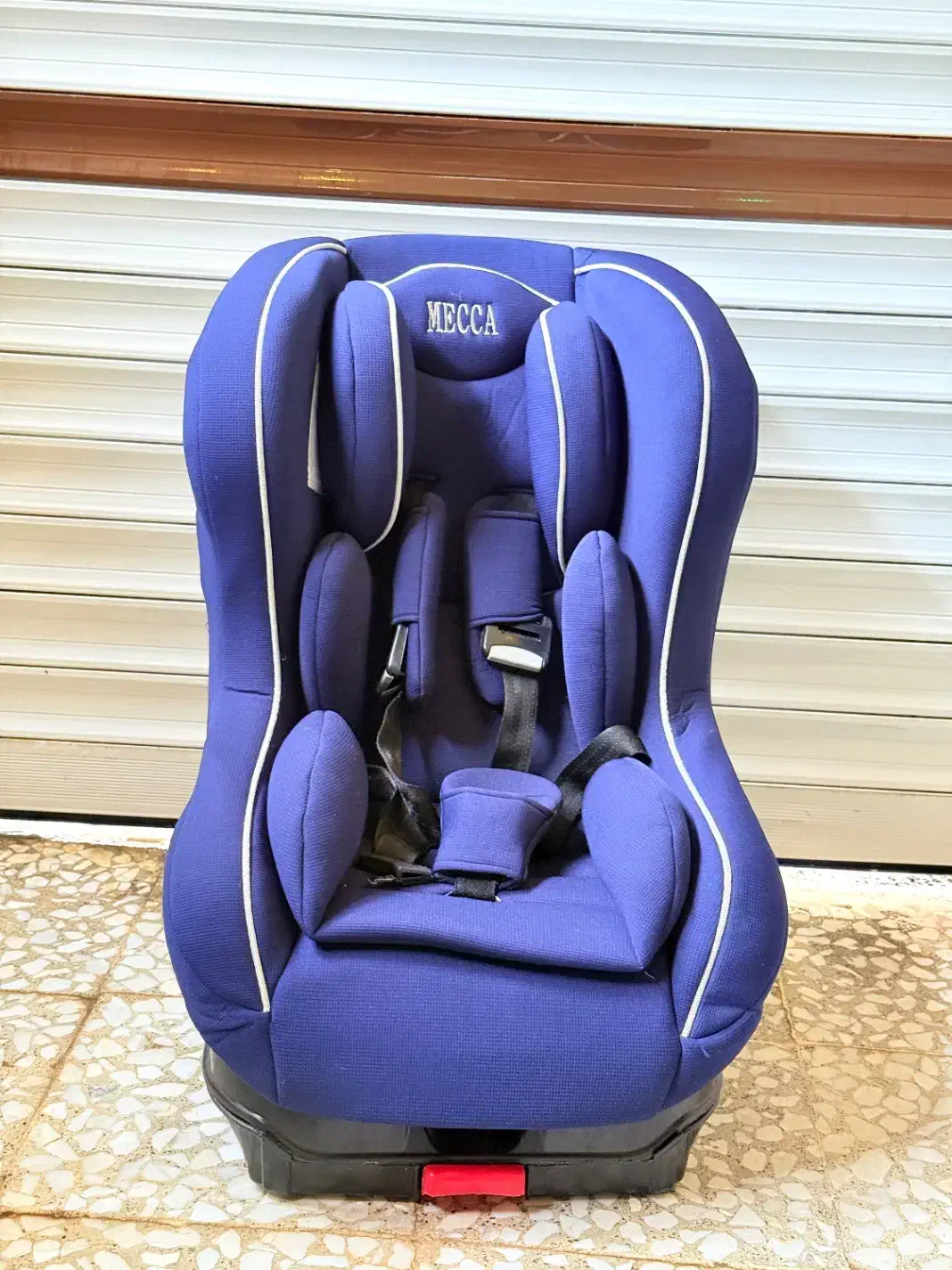 صندلی ماشین کودک|تخت و صندلی بچه|رشت, پیرکلاچای|دیوار