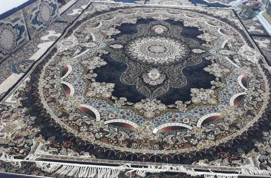 باسلام دوتخته فرش دوازده متری ودوتخته شش متری ست|فرش|قلعه شاهین, |دیوار