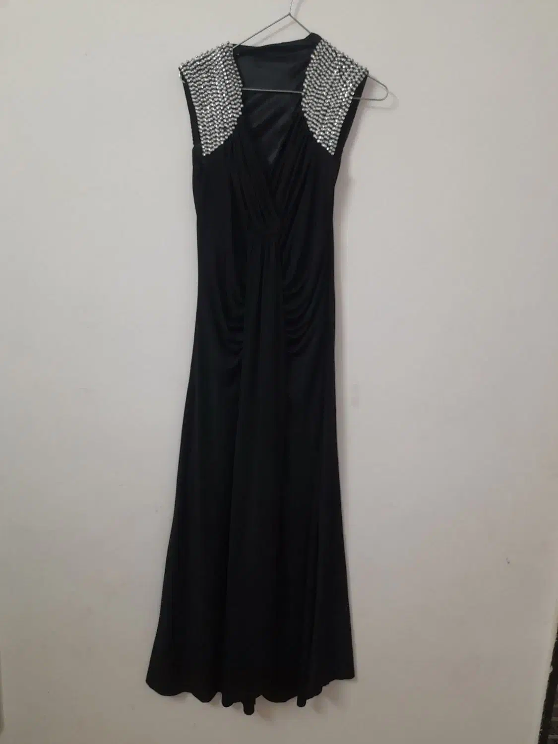 لباس|لباس|تربت جام, شهرک معلم|دیوار