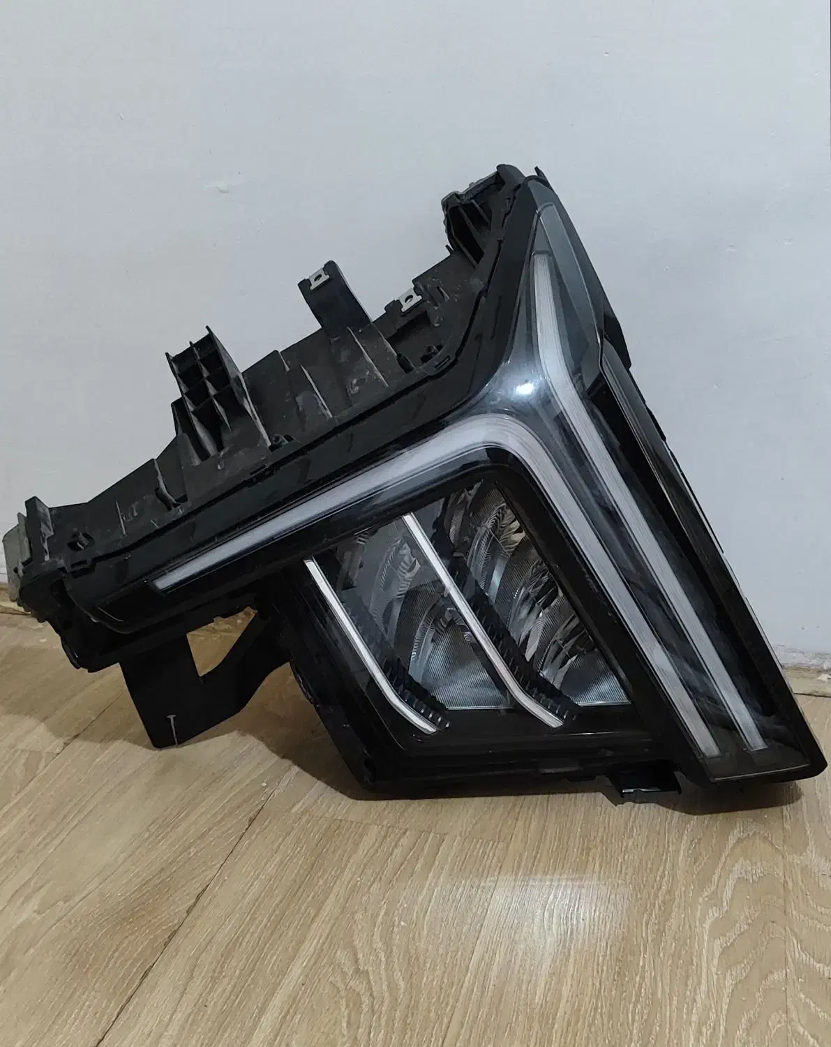 چراغ جلو kmc x5|قطعات یدکی و لوازم جانبی|پرند, فاز ۵|دیوار