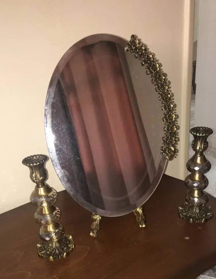 اینه و شمعدان|آینه|تهران, سلسبیل شمالی|دیوار