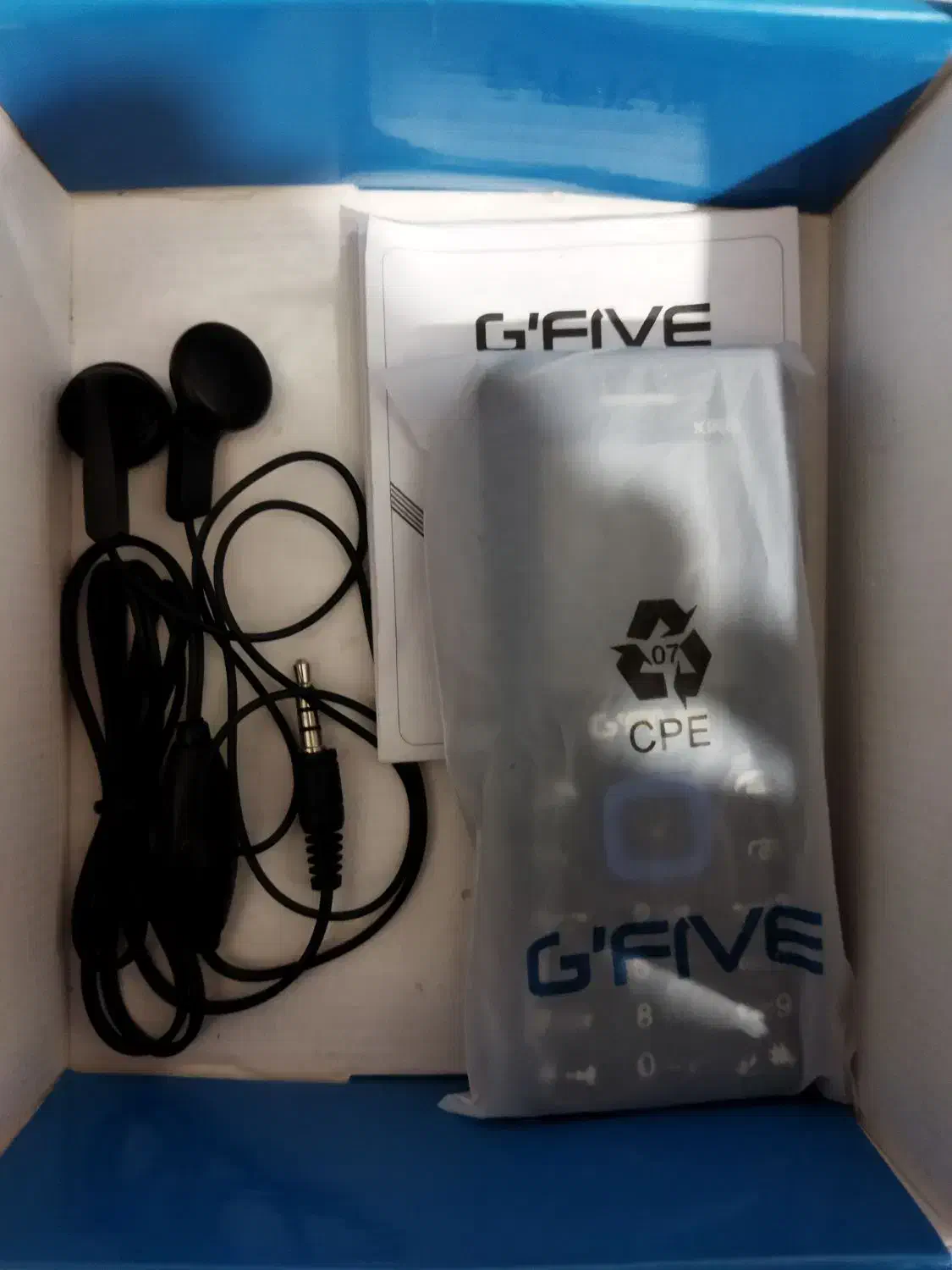 گوشی دکمه ای جی فایو سالم با شارژر|موبایل|فردیس, فردیس|دیوار