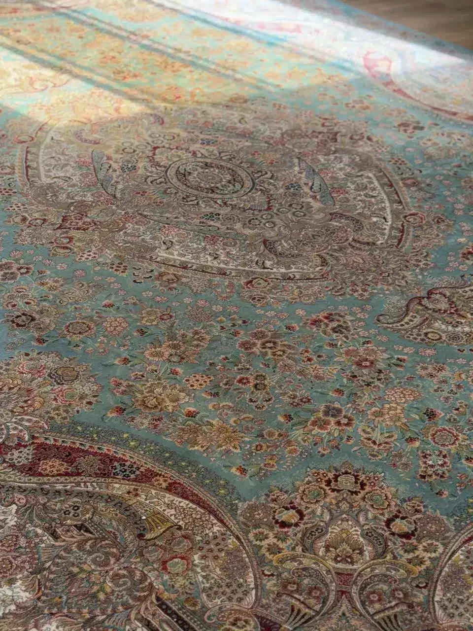 دو عدد فرش ۹متری جدید و کاملا سالم با تراکم بالا|فرش|قائمشهر, |دیوار