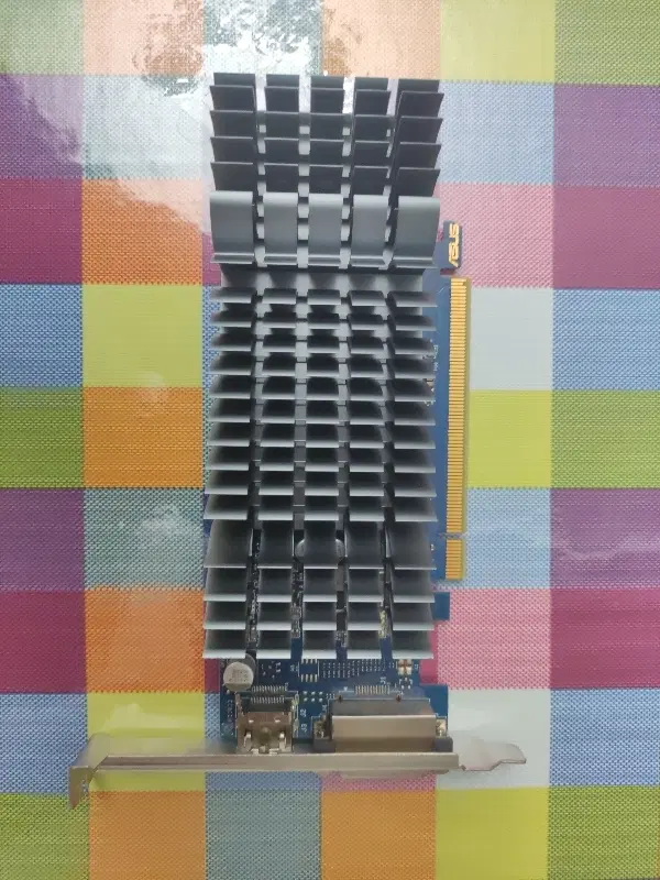 کارت گرافیک GT1030 2GB|قطعات و لوازم جانبی رایانه|تهران, سنگلج (شاپور)|دیوار