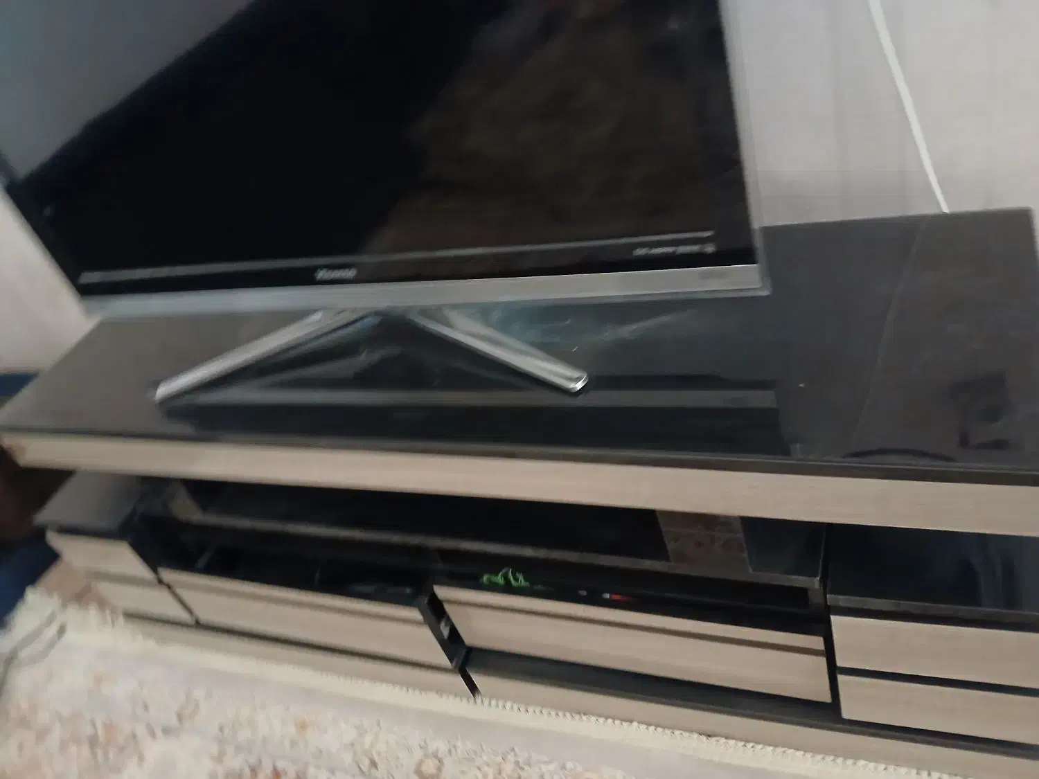 تلویزیون و میز تلویزیون|تلویزیون و پروژکتور|شوشتر, |دیوار