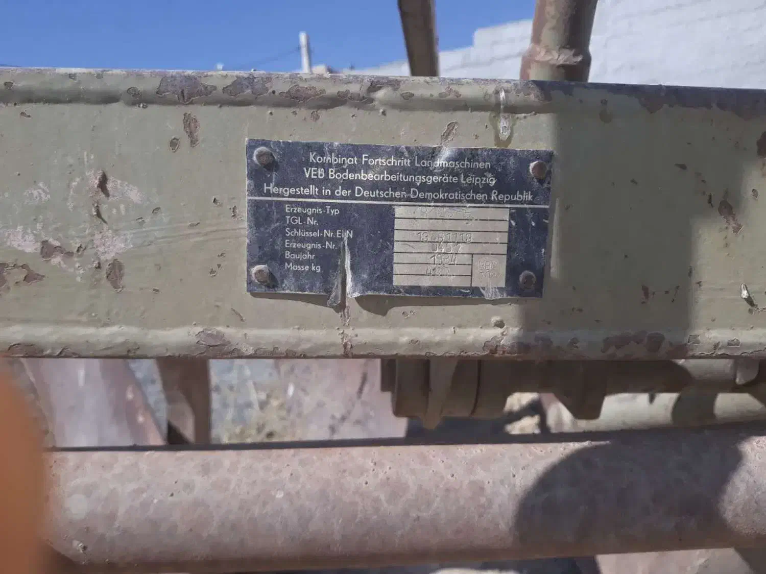 گاو آهن ۳ خیش|ماشین‌آلات صنعتی|تیران, |دیوار