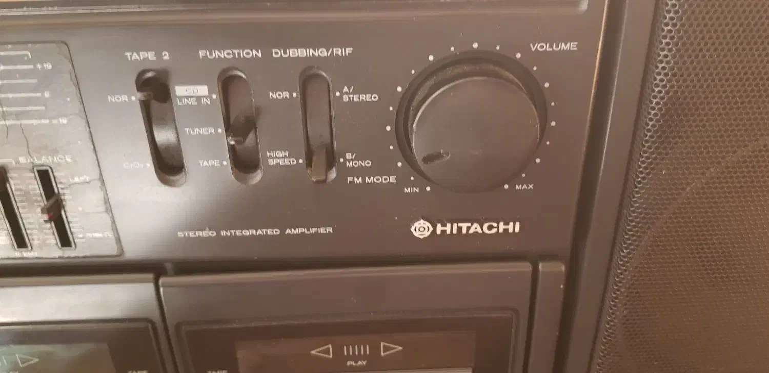 رادیو ضبط هیتاچی ژاپن|سیستم صوتی خانگی|نجف‌آباد, شیخ آباد|دیوار