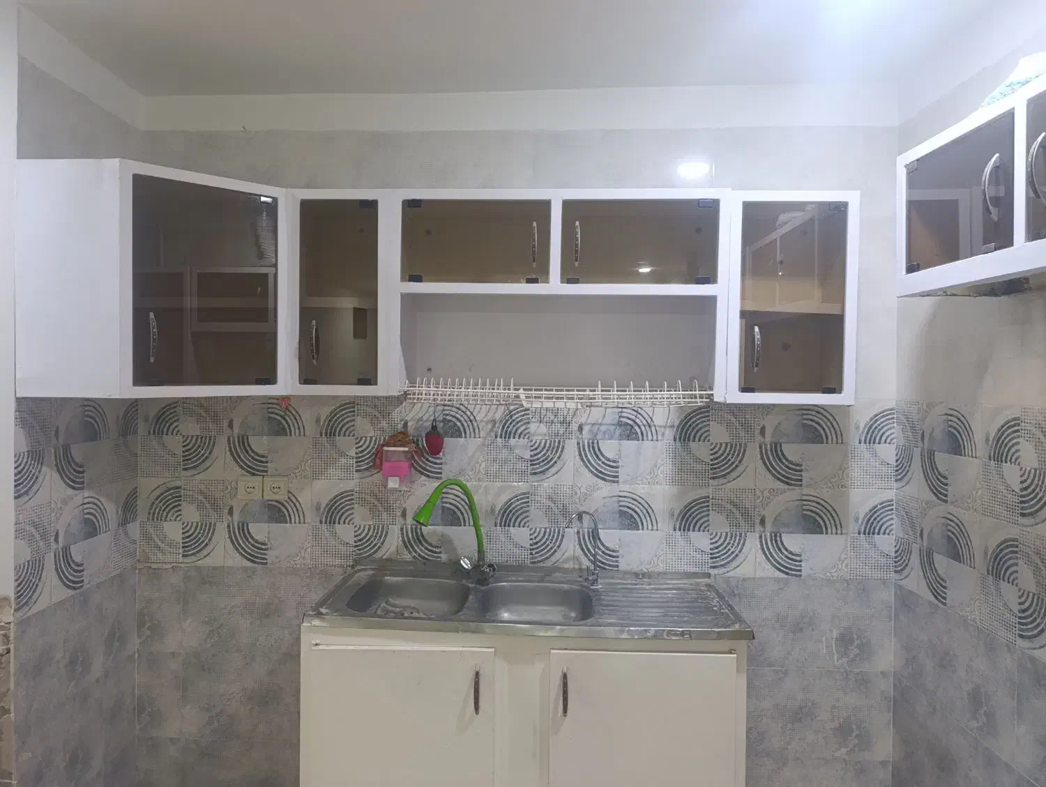 کابینت اهنی|آب‌چکان و نظم‌دهنده ظروف|رفسنجان, |دیوار