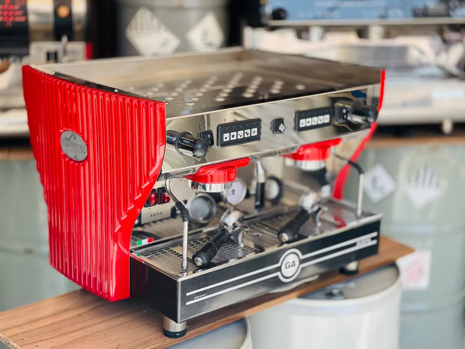 فروش اسپرسوسازلانواآرپادرحدنو|کافی‌شاپ و رستوران|قم, شاه سید علی|دیوار