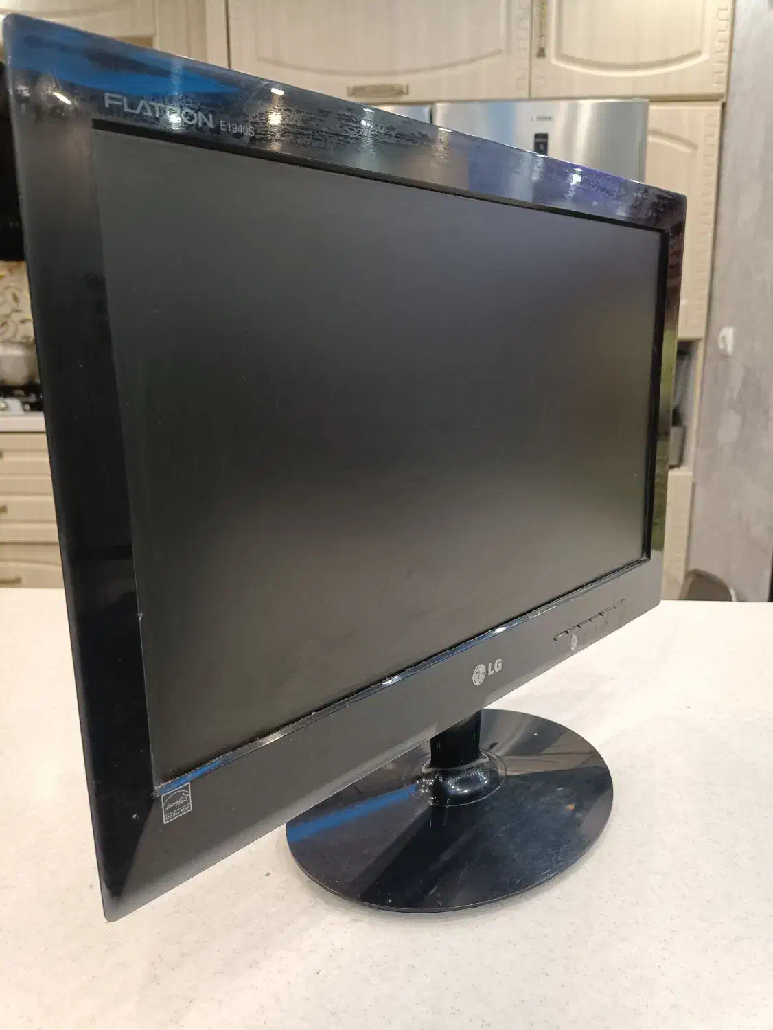 مانیتور LG ، اسپیکر و 2 باند|رایانه رومیزی|پردیس, فاز ۲|دیوار