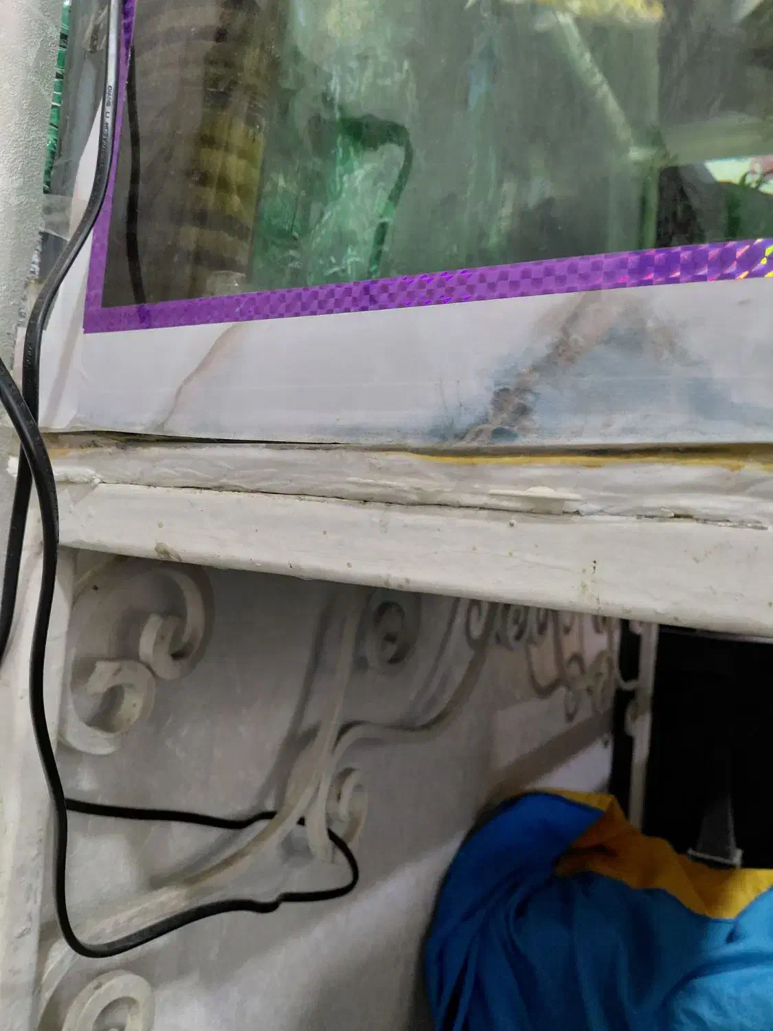 فروش آکواریوم با پایه فروزه وسائل کامل|ماهی|اصفهان, جلفا|دیوار