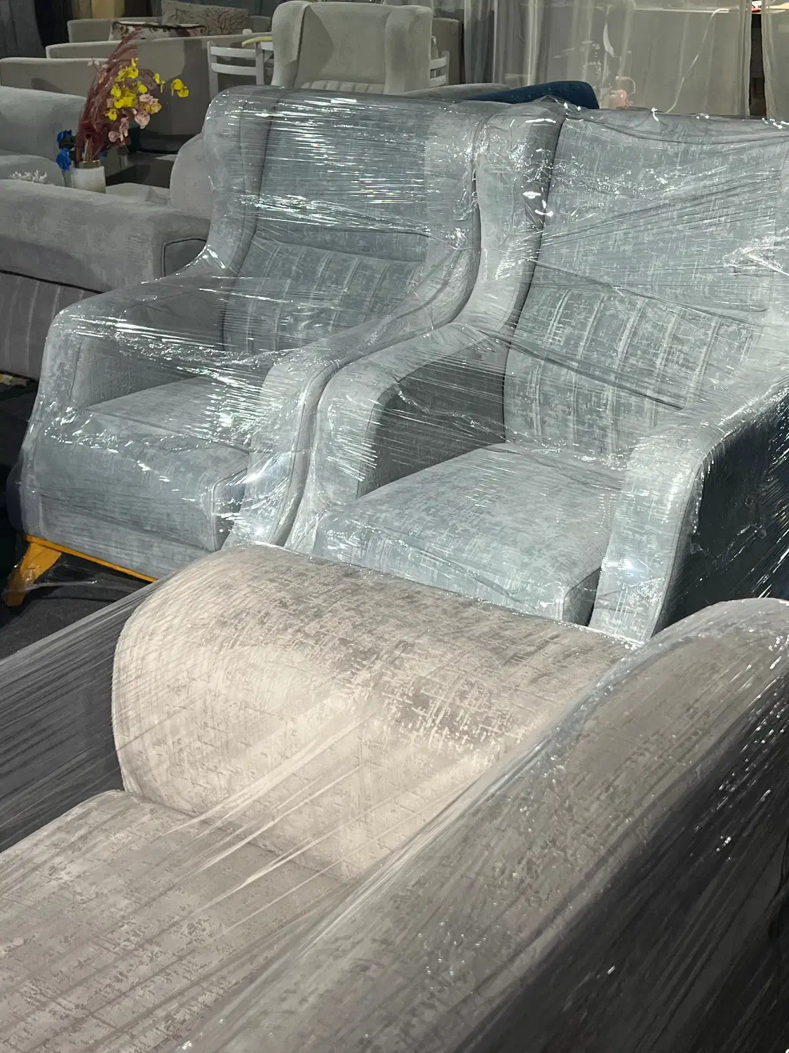 ۲۹ تومن مبل ۷ نفره زیر قیمت فروش فوری|مبلمان خانگی و میز عسلی|زرقان, |دیوار