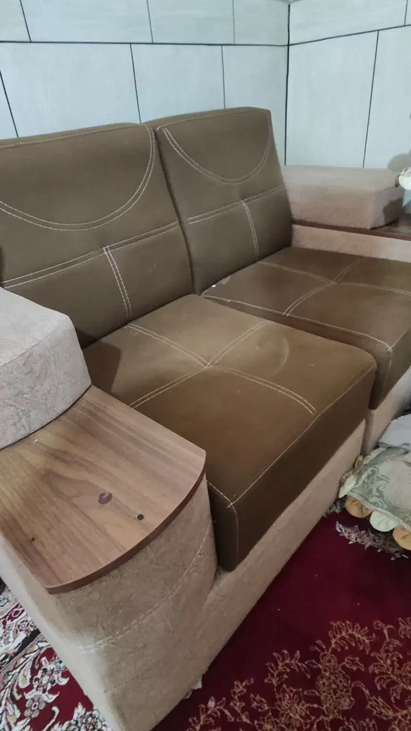 مبل هشت تکه در حد نو|مبلمان خانگی و میز عسلی|ایرانشهر, |دیوار