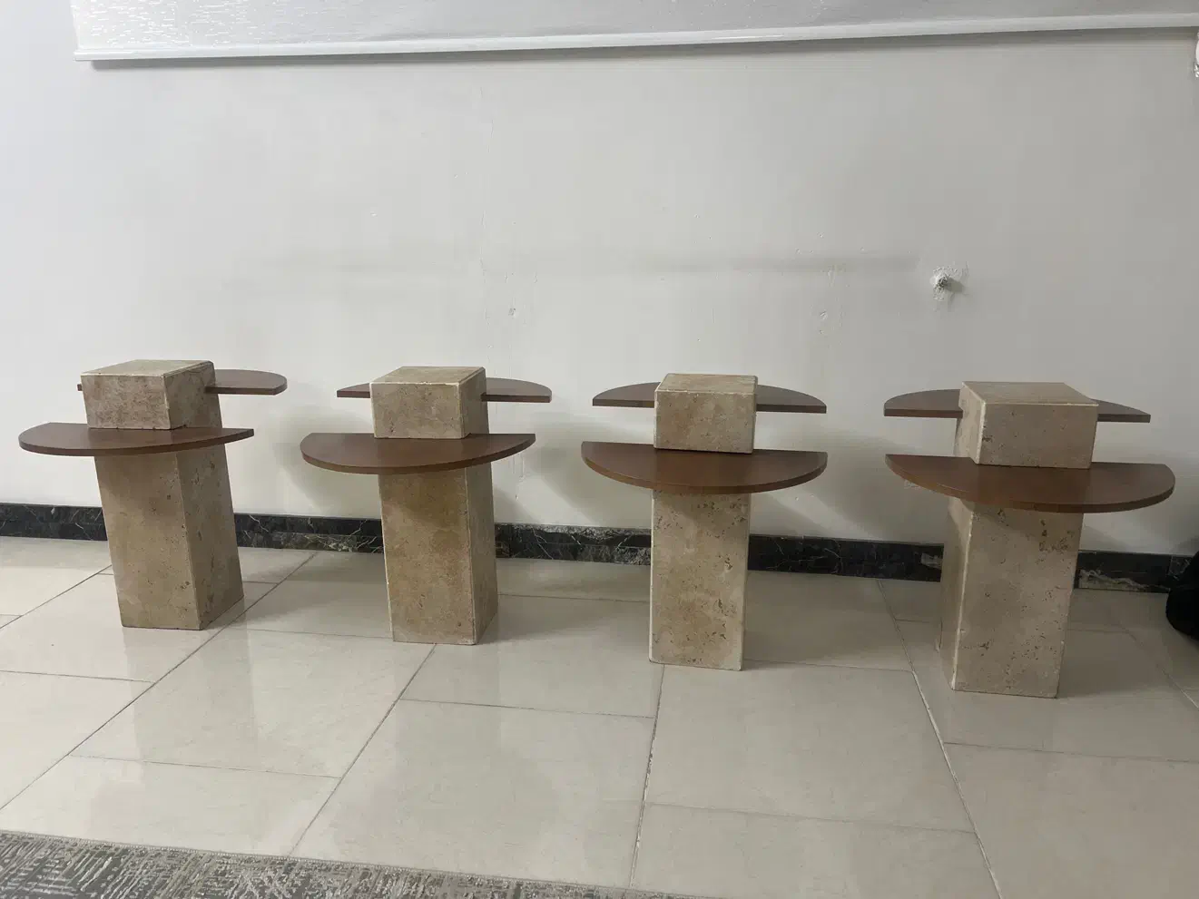 گل میز|مبلمان خانگی و میز عسلی|صدرا-فارس, فاز ۲|دیوار