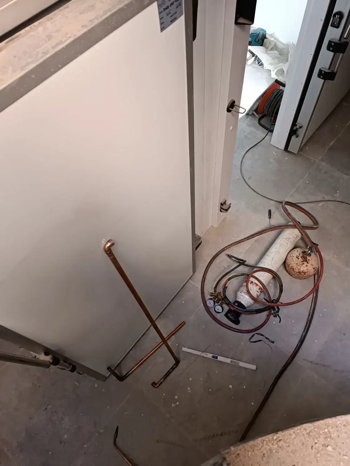 تعمیر پکیج کولرگازی سردخانه و یخچال فروشگاهی|خدمات پیشه و مهارت|شاهینشهر, شهرک میلاد|دیوار