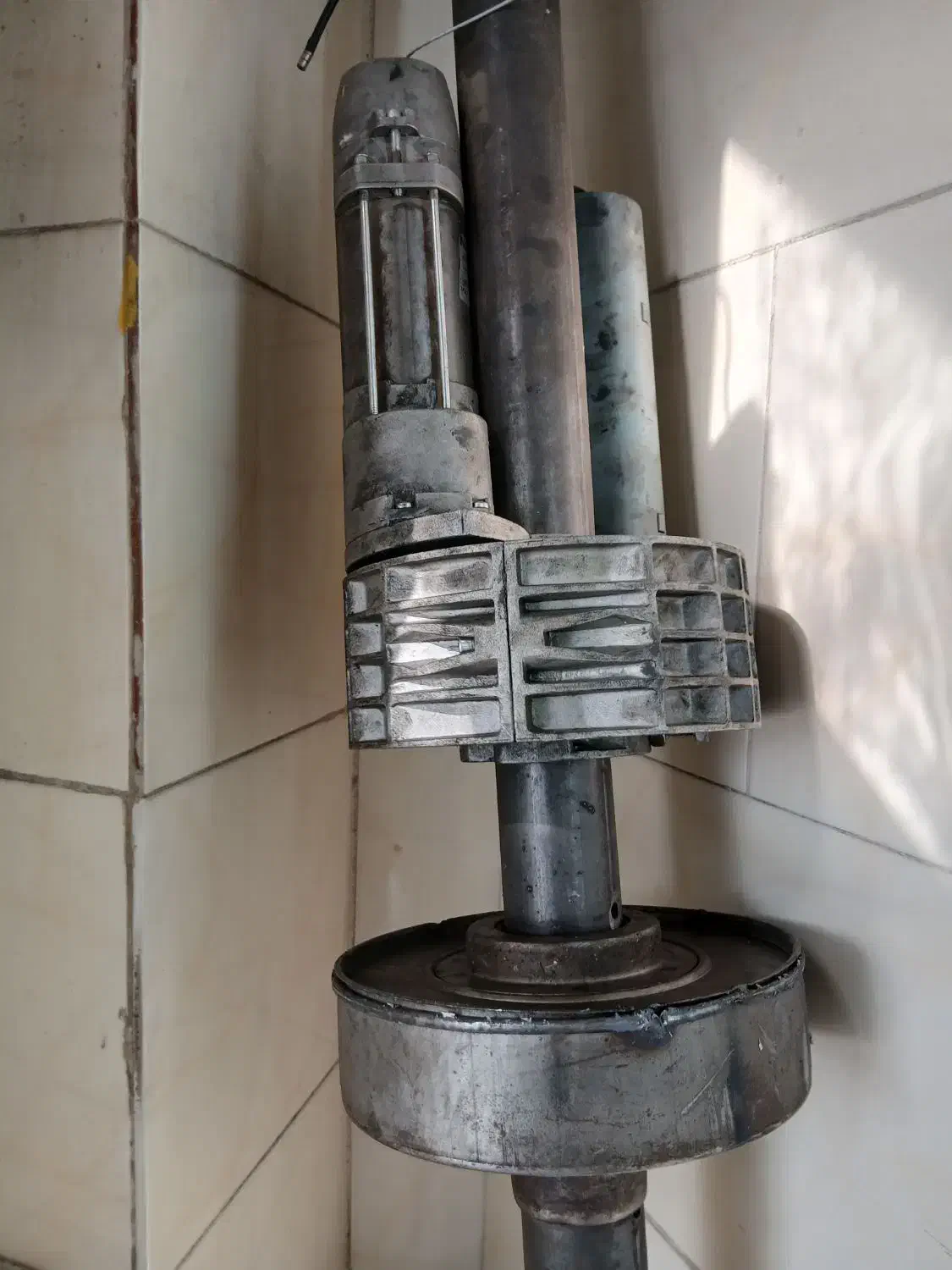 موتور کرکره برقی نایس.مدل ۲۰۴۰|مصالح و تجهیزات ساختمان|اصفهان, برزان|دیوار