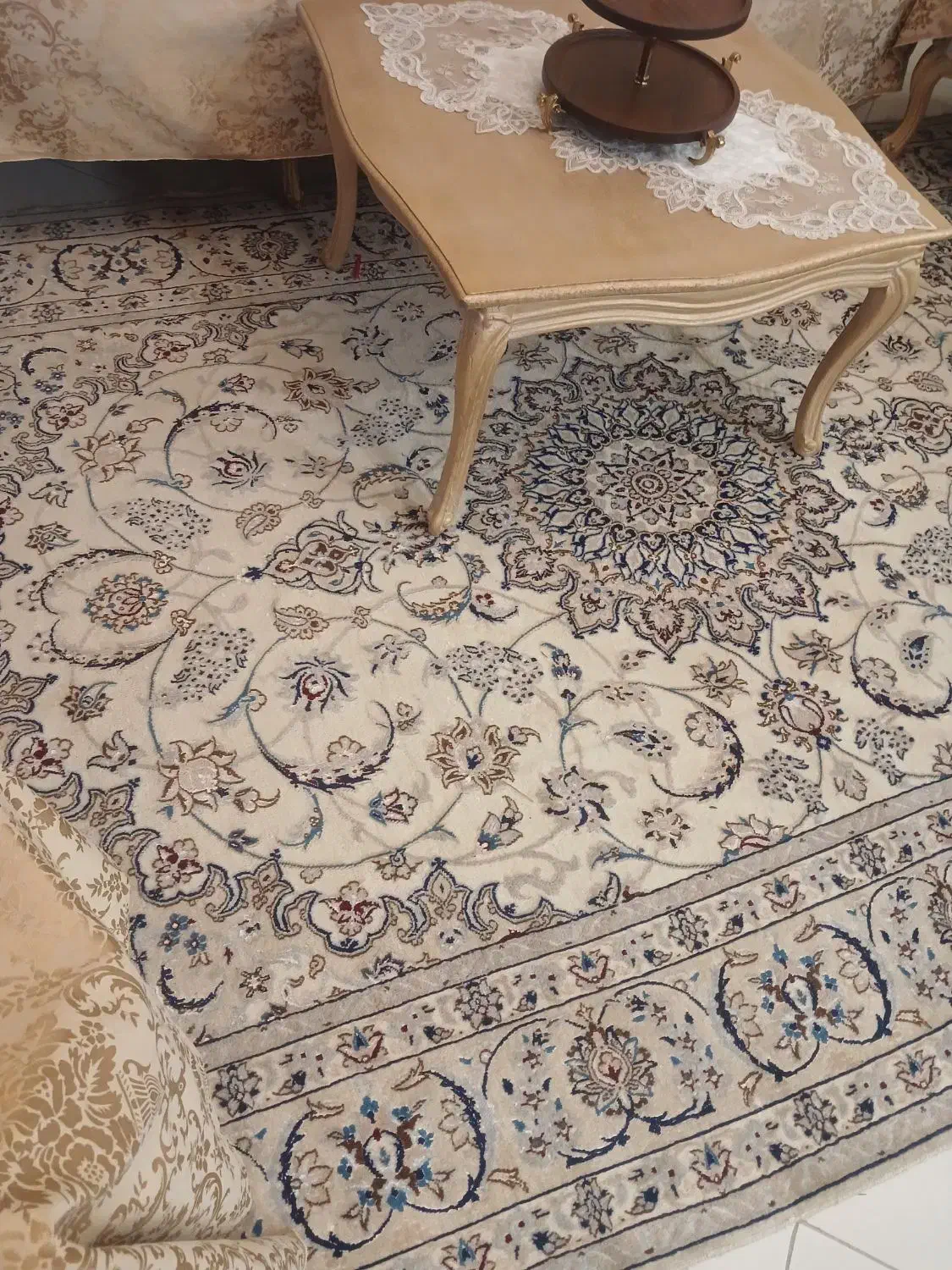 فرش نایین|فرش|تهران, چهارصد دستگاه|دیوار