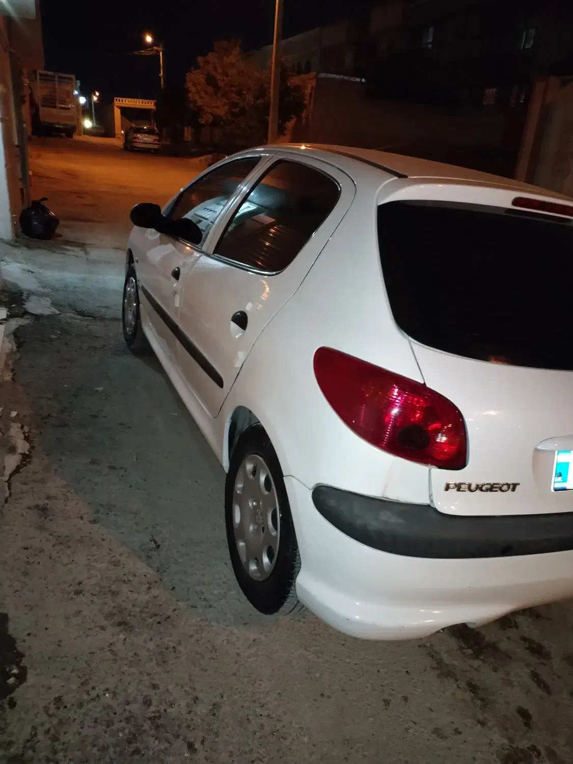 پژو۲۰۶ تیپ ۲ مدل ۹۴|خودرو سواری و وانت|شیراز, گل سرخ|دیوار