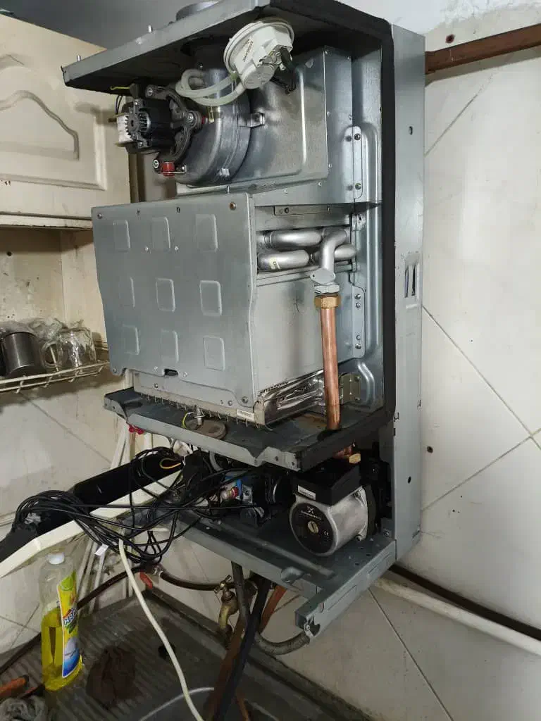 پکیج گلدیران پرستیژ ۲۸هزار درحد|آبگرمکن، پکیج، شوفاژ|کرج, حسین آباد (اکبر آباد)|دیوار