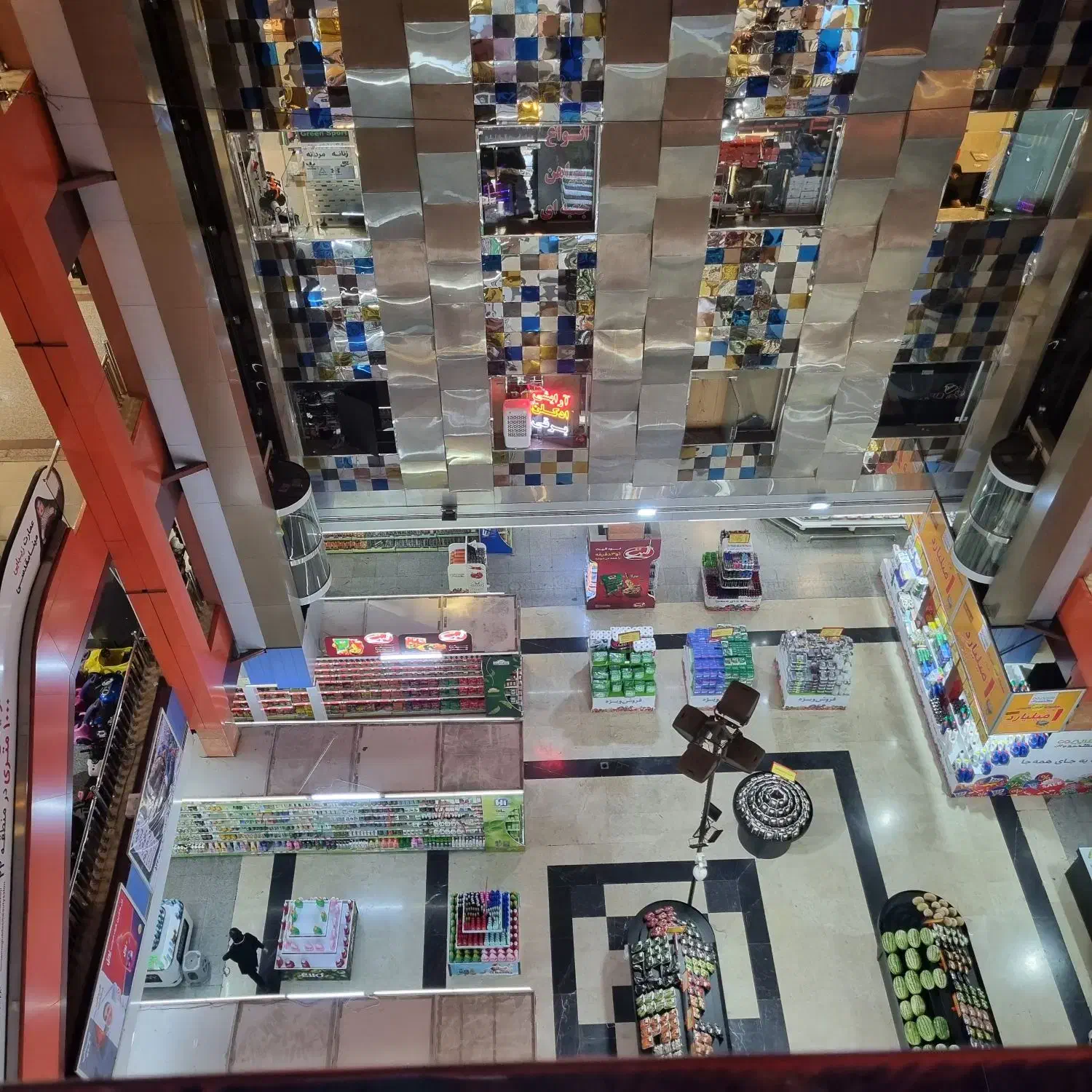 فروش تجاری در مجتمع تجاری طوبی چیتگر|فروش مغازه و غرفه|تهران, شهرک صدرا|دیوار