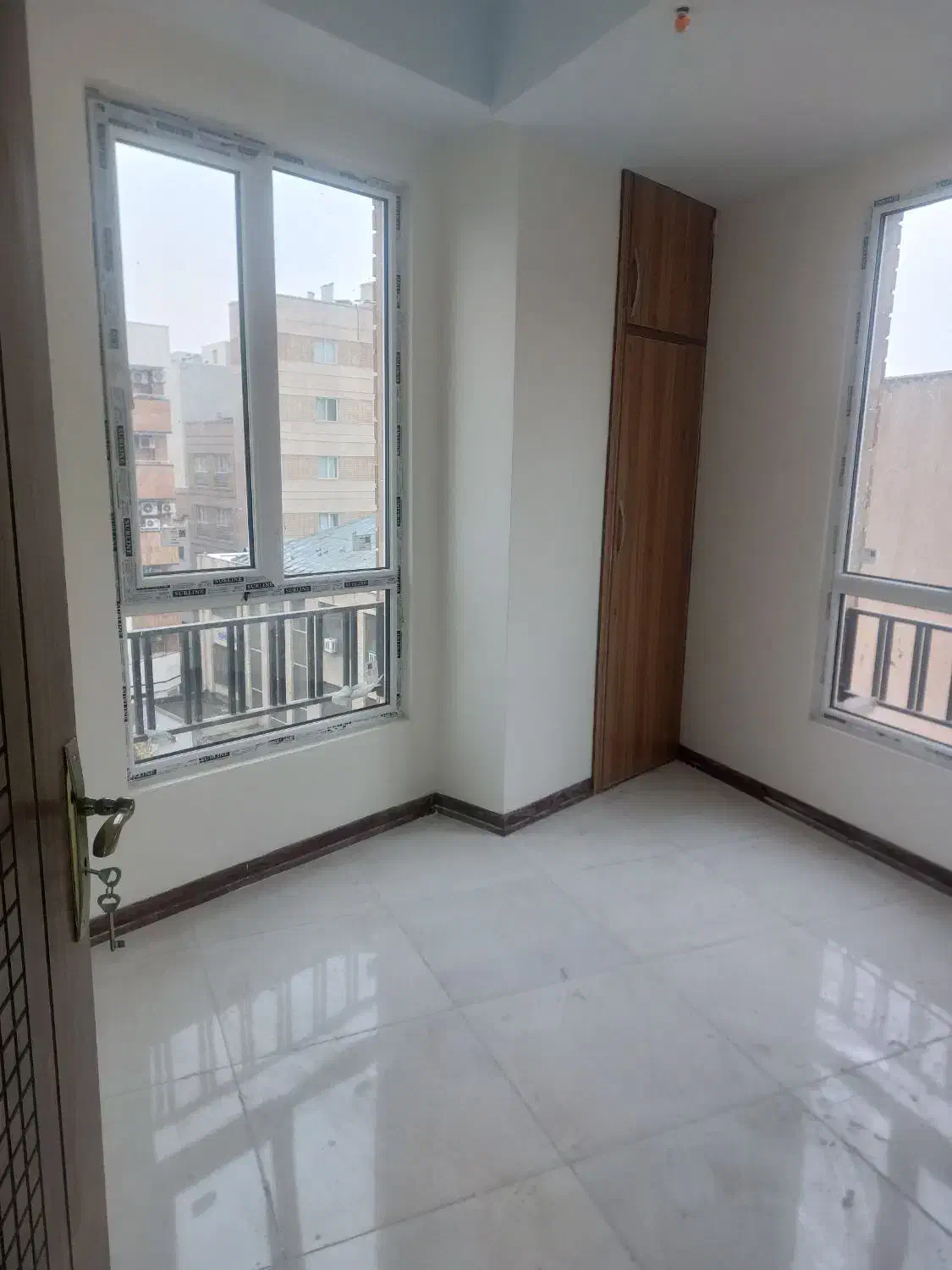 ۷۵ متر دوخوابه فول امکانات