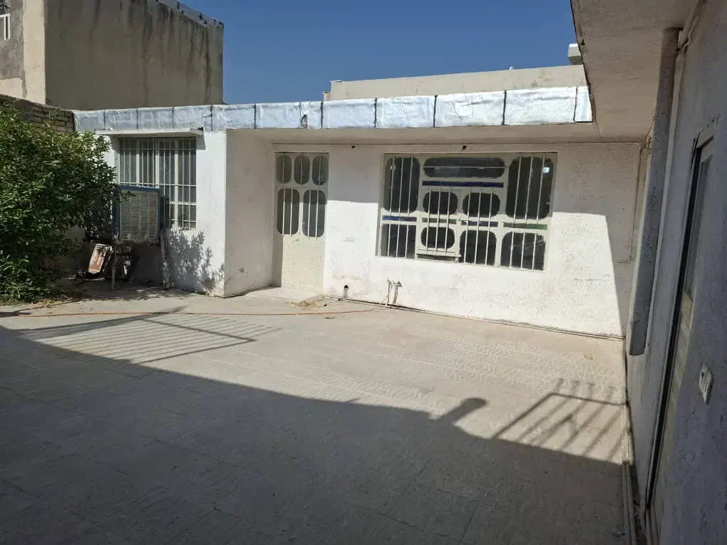 خانه ویلایی ۲۲۰ متر پشت باغ نظر|فروش خانه و ویلا|کازرون, |دیوار