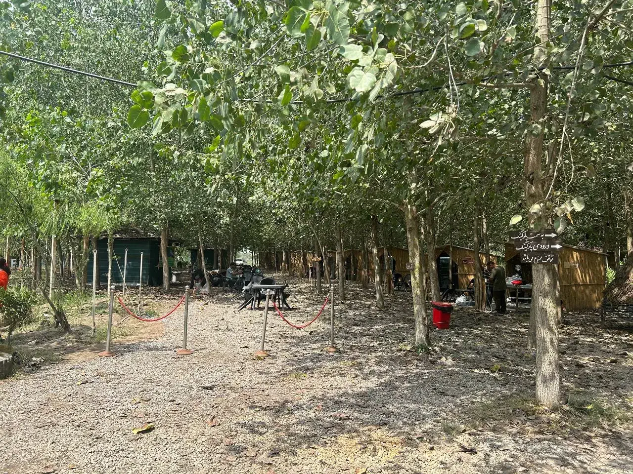 زندگی بین درخت وآب|فروش خانه و ویلا|بروجرد, |دیوار