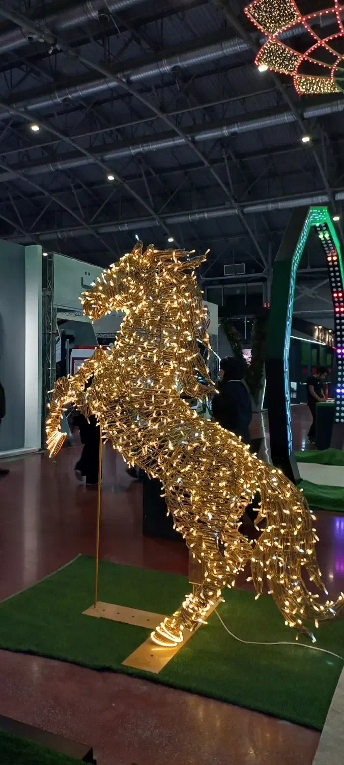 فروش انواع مجسمه فلزی ابعاد واقعی|مجسمه، تندیس، ماکت|خمینی‌شهر, |دیوار